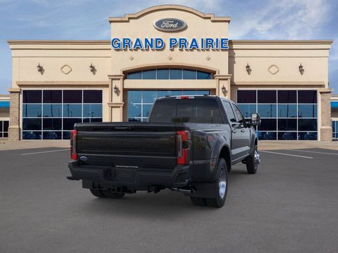 New 2026 Ford F450 Platinum w/ FX4 Off-Road Package image 8