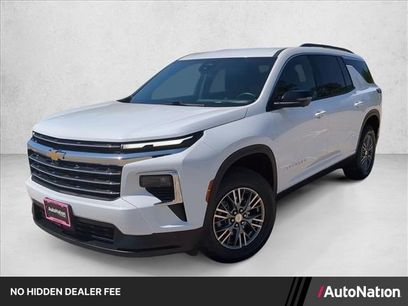 Used 2024 Chevrolet Traverse LT