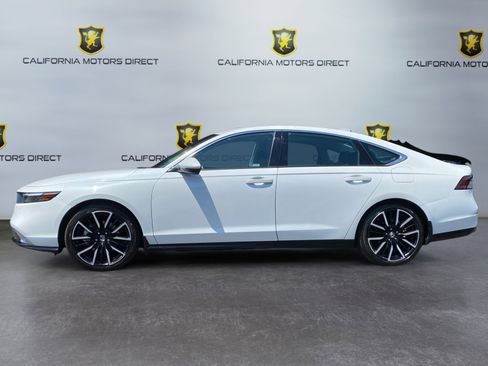 Used 2024 Honda Accord Touring image 8