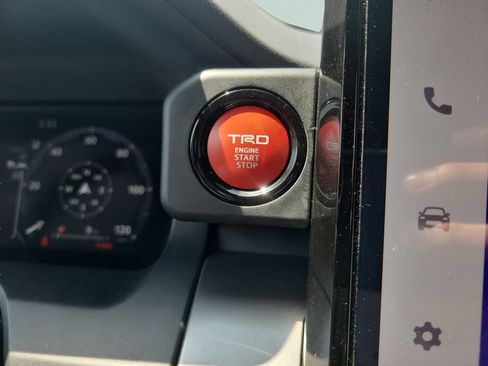 Used 2024 Toyota Tacoma TRD Off-Road AWD/4WD image 22