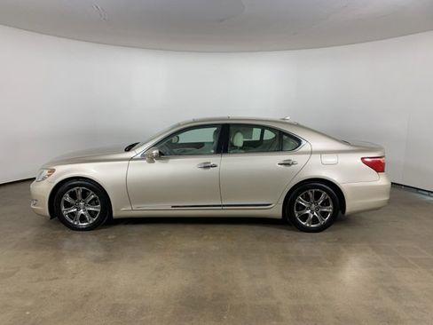 Used 2012 Lexus LS 460 AWD image 16
