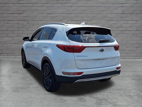 Used 2019 Kia Sportage EX w/ EX Sport Appearance Package AWD/4WD image 9