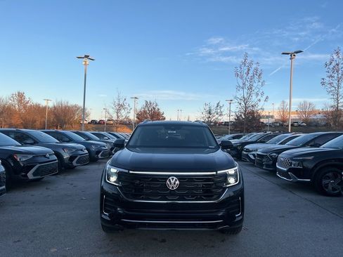 New 2026 Volkswagen Atlas SEL Premium R-Line AWD/4WD image 8