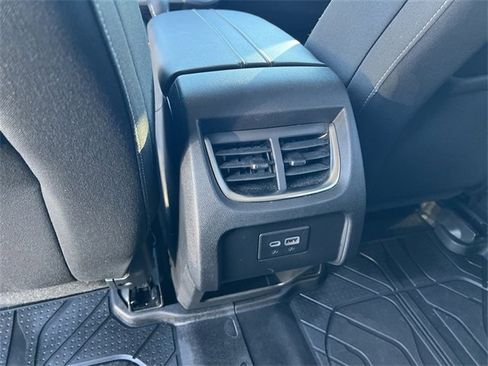 Certified 2024 Chevrolet Blazer LT w/ Convenience Package image 20