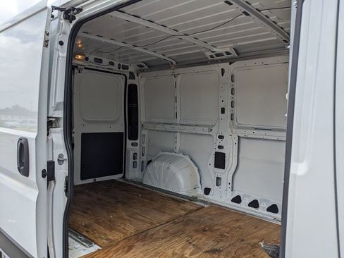 Used 2021 RAM ProMaster 3500 w/ Convenience Group FWD image 32