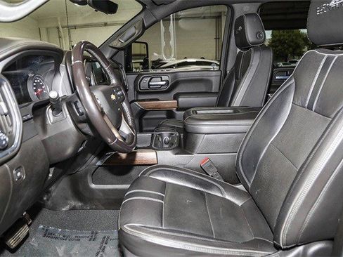 Used 2021 Chevrolet Silverado 3500 High Country w/ Z71 Off-Road Package image 17