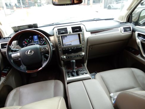 Used 2015 Lexus GX 460 Luxury image 21