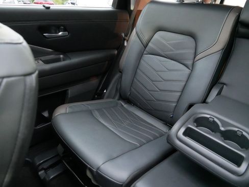 Certified 2024 Nissan Pathfinder Platinum w/ Cargo Package image 12