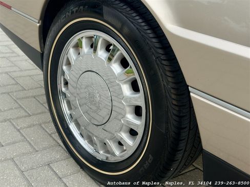 Used 1993 Cadillac Allante FWD image 14