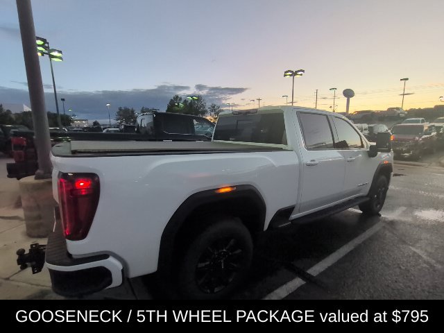 Used 2021 GMC Sierra 2500 AT4 w/ AT4 Premium Plus Package AWD/4WD image 6
