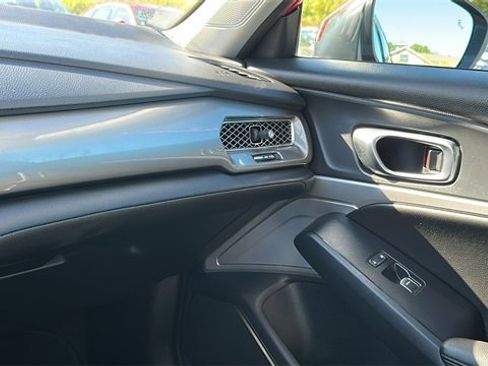 Certified 2023 Acura Integra image 20