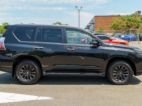 Used 2023 Lexus GX 460 Premium w/ Premium Package AWD/4WD image 8