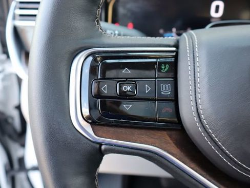 Used 2024 Jeep Grand Wagoneer Series II w/ Convenience Group III AWD/4WD image 15