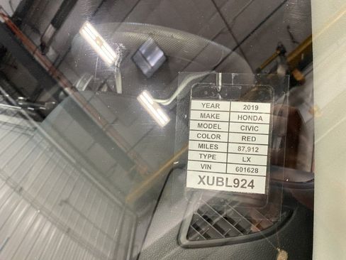 Used 2019 Honda Civic LX image 33