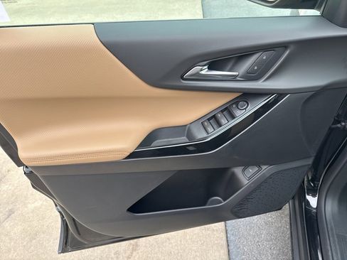 New 2026 Chevrolet Equinox ACTIV w/ Safety and Technology Package image 11