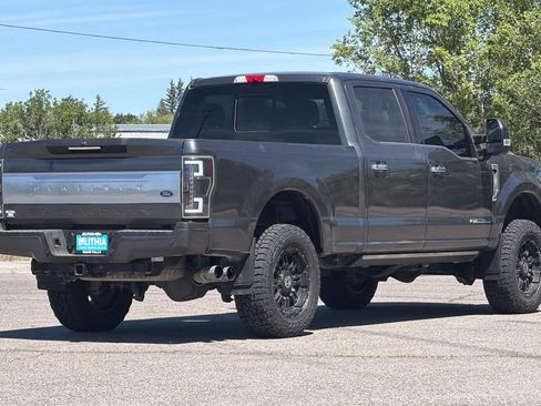 Used 2019 Ford F250 Platinum w/ Platinum Ultimate Package AWD/4WD image 2