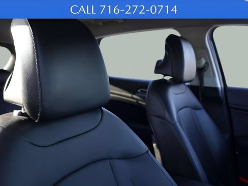 Used 2023 Kia Sportage EX AWD/4WD image 22