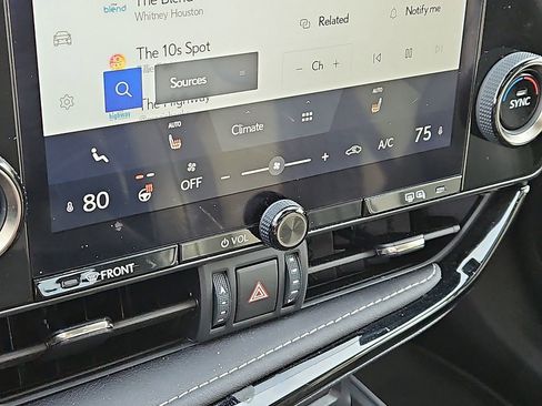 Used 2023 Lexus NX 350 AWD image 17