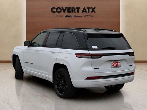 New 2026 Jeep Grand Cherokee Summit w/ Obsidian Package image 3