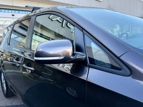 Used 2017 Kia Sedona LX w/ LX Essentials Premium Package image 45