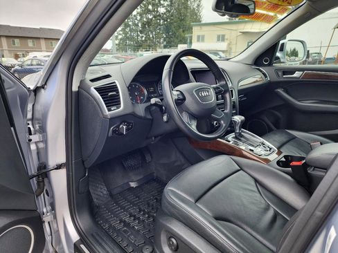 Used 2016 Audi Q5 2.0T Premium Plus w/ Technology Package AWD/4WD image 12
