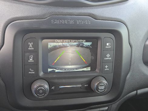 Used 2016 Jeep Renegade Limited AWD/4WD image 16