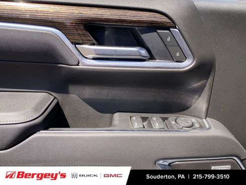Used 2025 GMC Sierra 1500 Elevation w/ Elevation Premium Package AWD/4WD image 27
