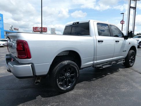 Used 2026 RAM 2500 Big Horn AWD/4WD image 5