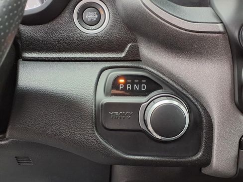 Used 2024 RAM 2500 Tradesman w/ Chrome Appearance Group image 14