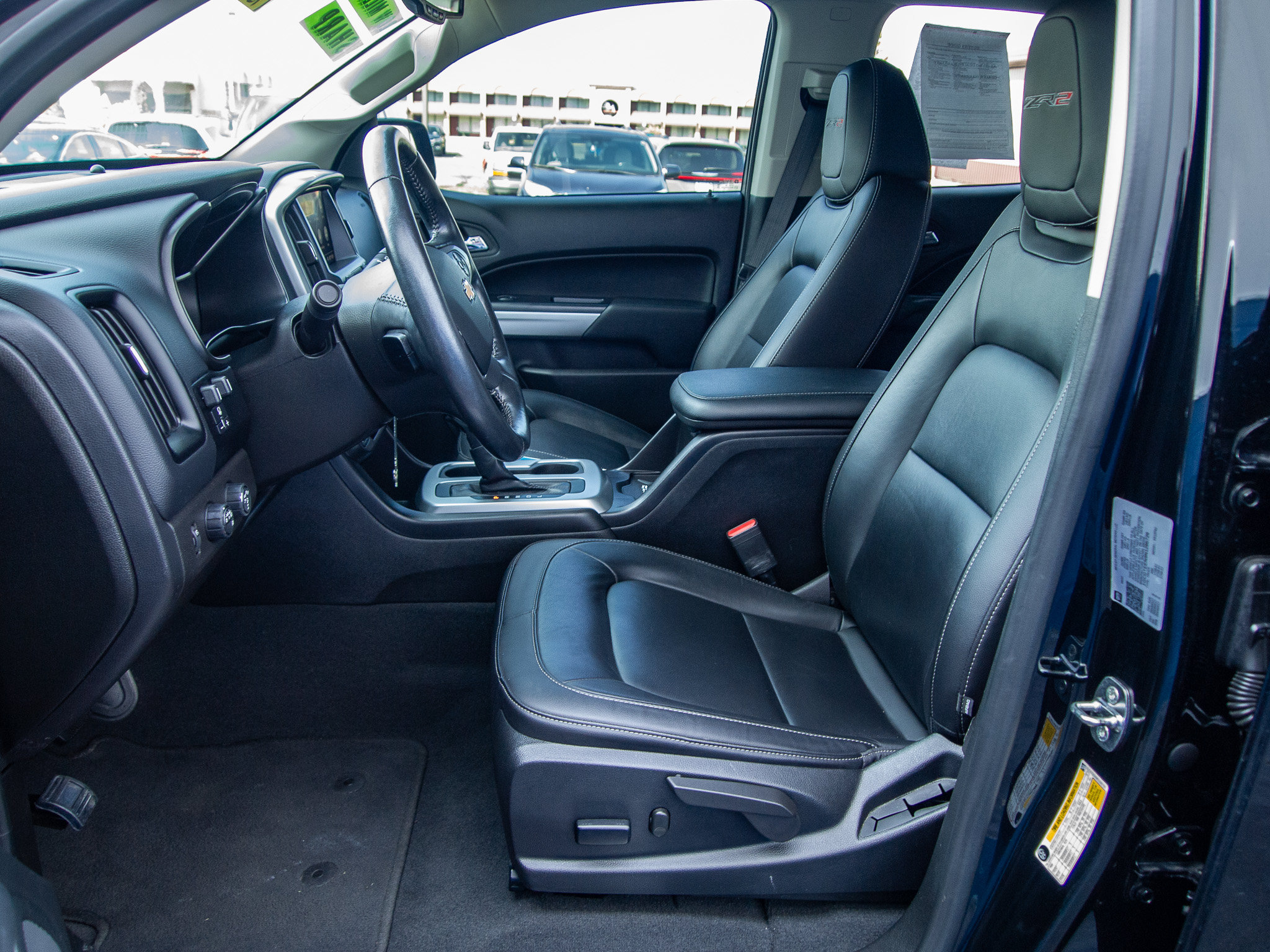 Used 2022 Chevrolet Colorado ZR2 AWD/4WD image 21