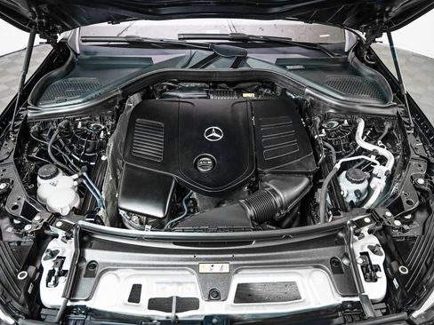 Certified 2023 Mercedes-Benz GLC 300 4MATIC image 4