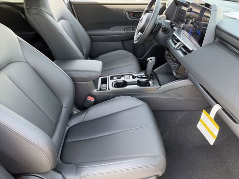 New 2026 Subaru Outback Premium AWD/4WD image 8