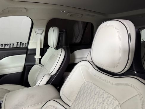 Used 2021 Lincoln Aviator Black Label w/ Dynamic Handling Package AWD/4WD image 10