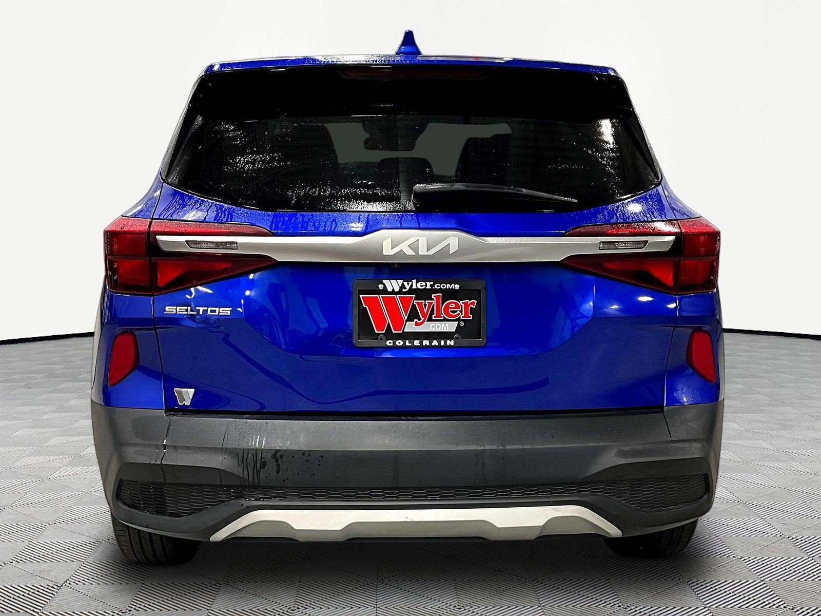Used 2022 Kia Seltos LX AWD/4WD image 5