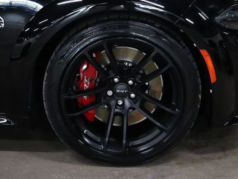 Used 2022 Dodge Charger SRT Hellcat w/ Harman/Kardon Audio Group image 29
