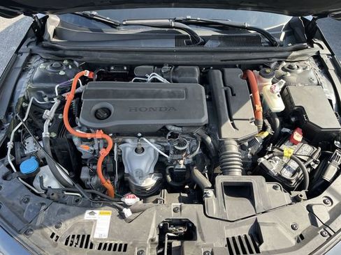 Used 2024 Honda Accord Touring image 19