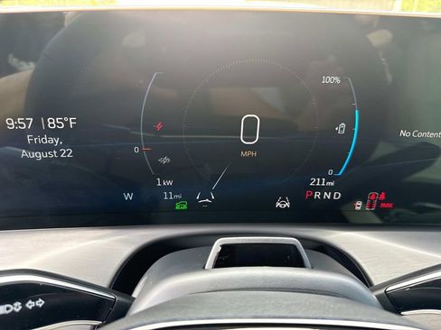 New 2026 Cadillac Vistiq Luxury image 26