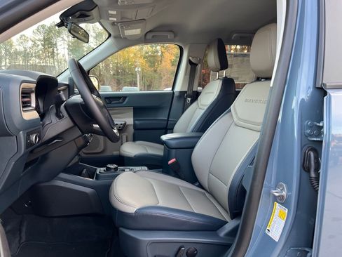 New 2025 Ford Maverick Lariat image 10