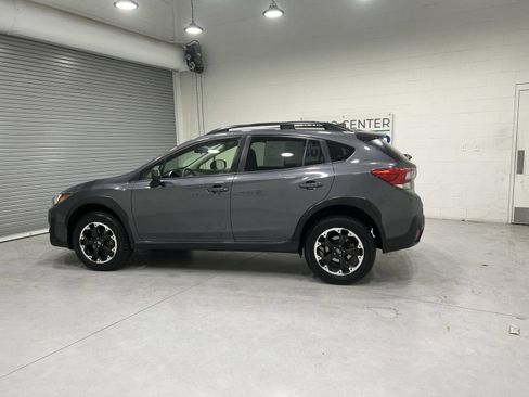 Used 2023 Subaru Crosstrek 2.0i Premium AWD/4WD image 5