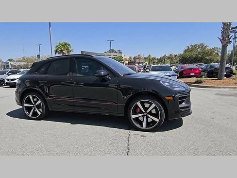 Used 2022 Porsche Macan GTS AWD/4WD image 32