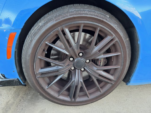 Used 2022 Chevrolet Camaro SS RWD image 8