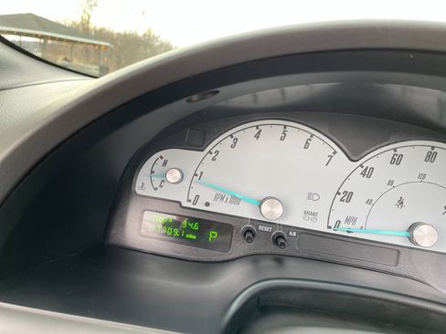 Used 2002 Ford Thunderbird RWD image 56