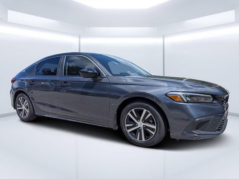 Used 2024 Honda Civic LX image 1