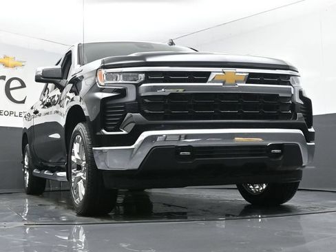 New 2026 Chevrolet Silverado 1500 LT w/ Leather Package AWD/4WD image 3