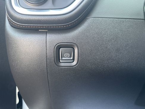 Used 2023 GMC Sierra 3500 AT4 w/ Driver Alert Package I image 16