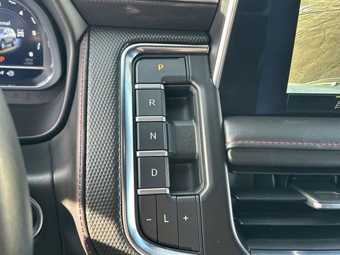 Certified 2023 Chevrolet Suburban RST image 4