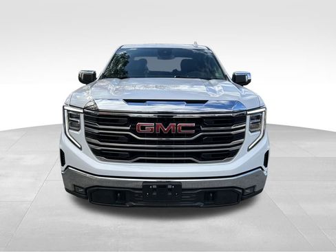 Used 2025 GMC Sierra 1500 SLT image 9