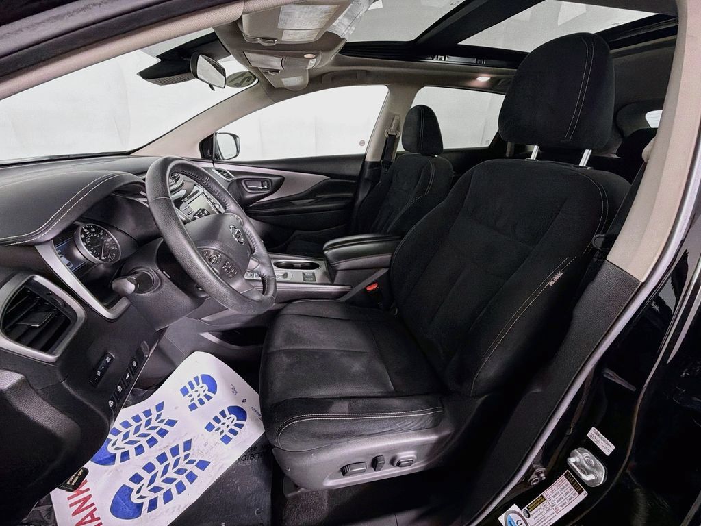 Used 2021 Nissan Murano SV AWD/4WD image 19