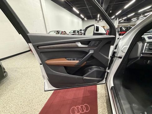 Used 2019 Audi Q5 Prestige w/ Prestige Package AWD/4WD image 20