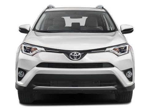 Used 2017 Toyota RAV4 XLE w/ Premium Special Value Package AWD/4WD image 7